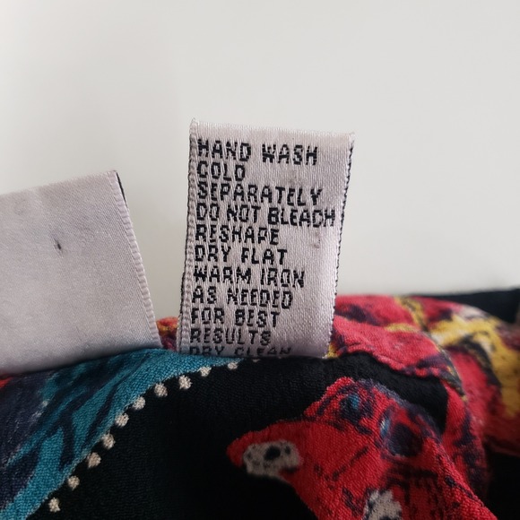 Chicos Design Button Down Shirt Vintage 90s Novelty Travel Electric Artsy Casual - Picture 6 of 7